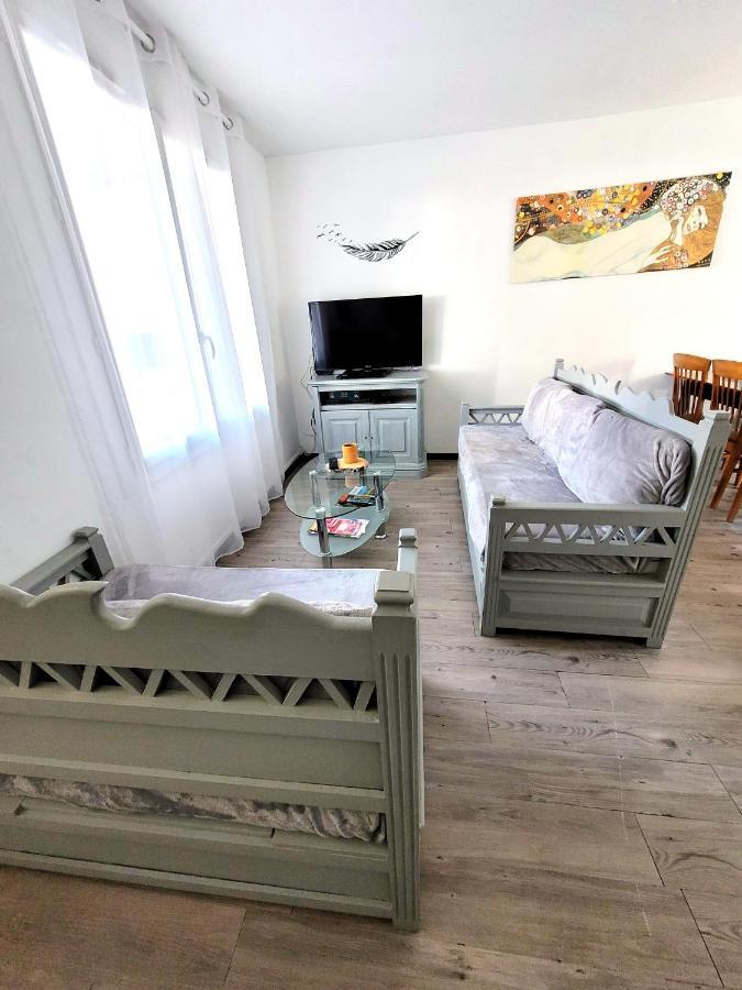 Villa Avec Piscine A Bordeaux Buitenkant foto